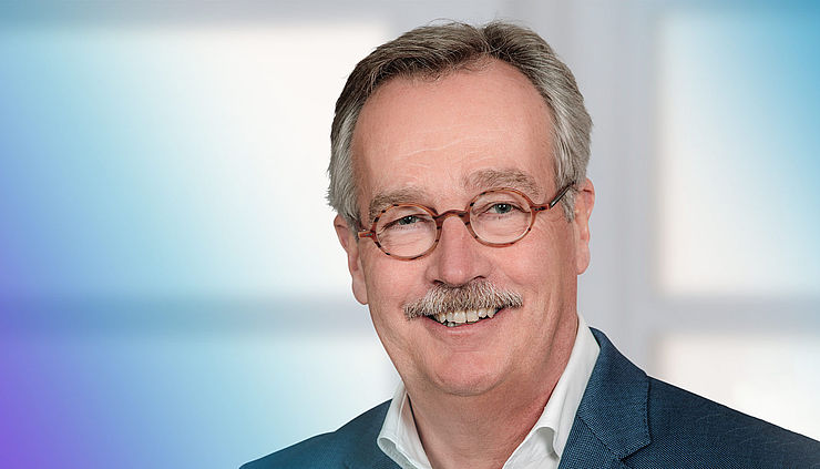 PROF. DR. FRANZ-RUDOLF ESCH