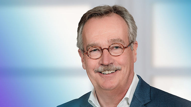 PROF. DR. FRANZ-RUDOLF ESCH